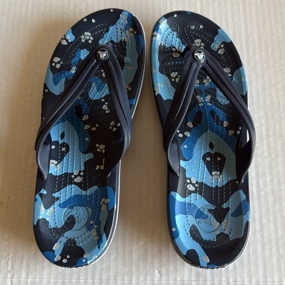 Crocs Blue Camo Croc Band Flip Flops - Picture 10 of 12